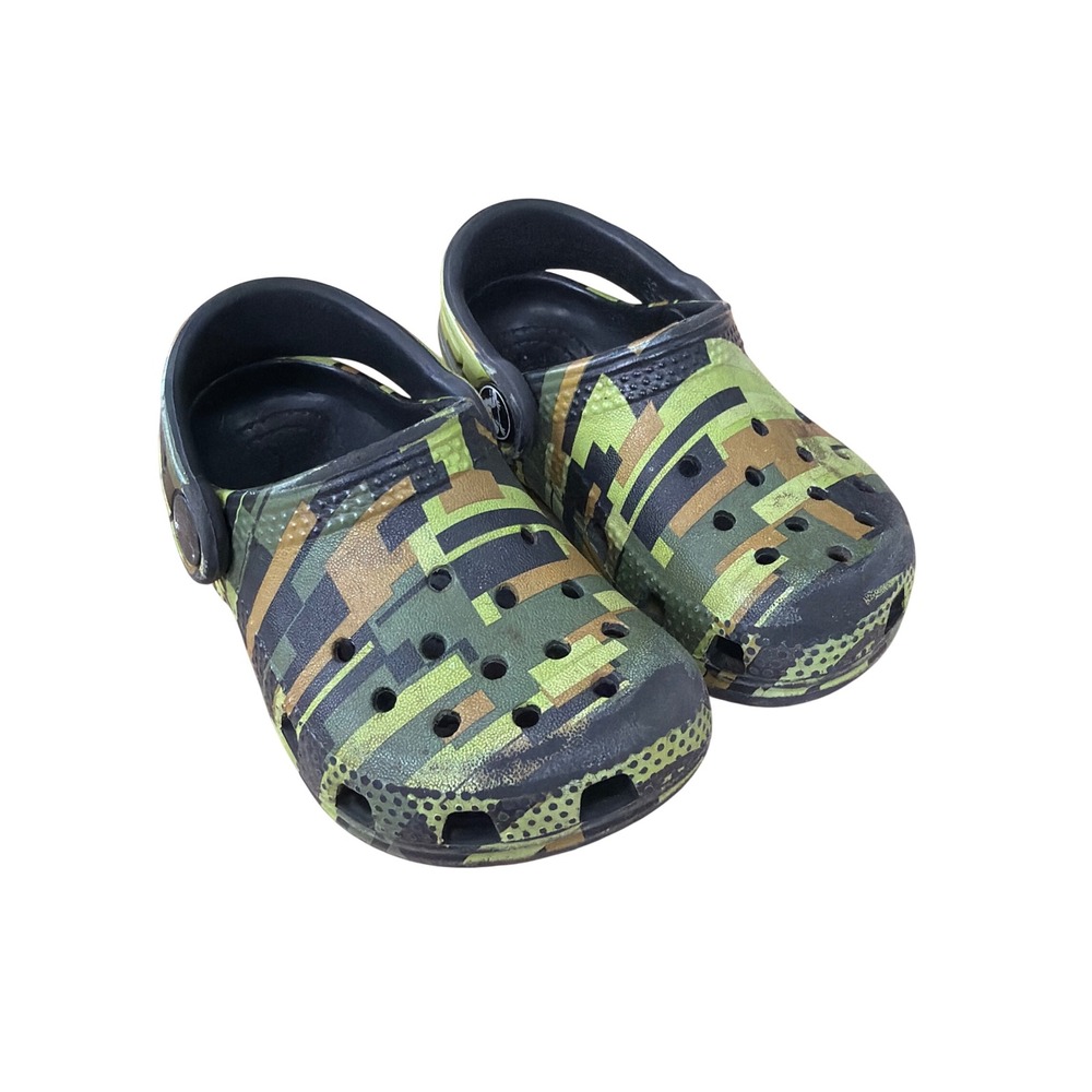 Crocs Kids Classic Digital Camo Clogs Green Brown Black Size C 6 Slip On Shoes